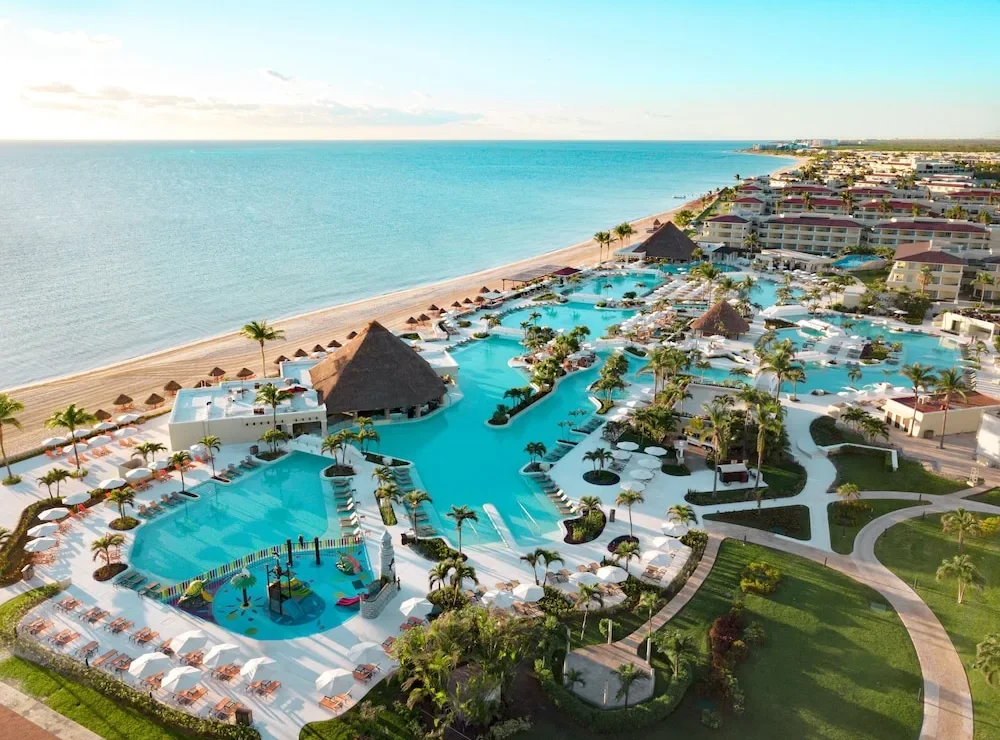 Cancún Moon Palace Cancún Sunrise